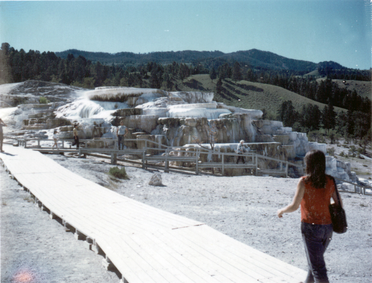 71-07, 28, Yellowstone, Hot Springs water falls