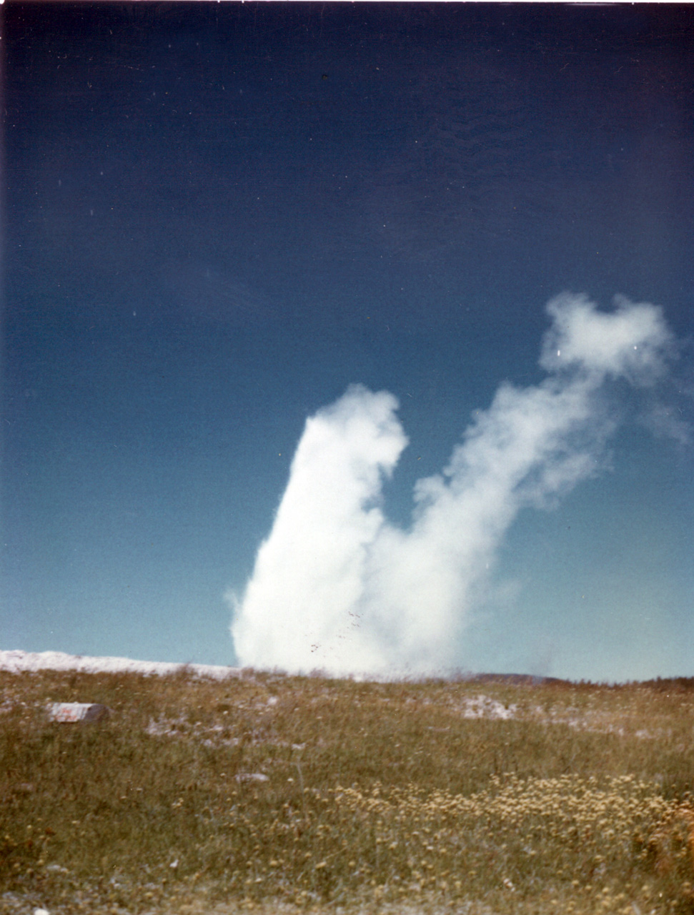 71-07, 31, Yellowstone, Old Faithful