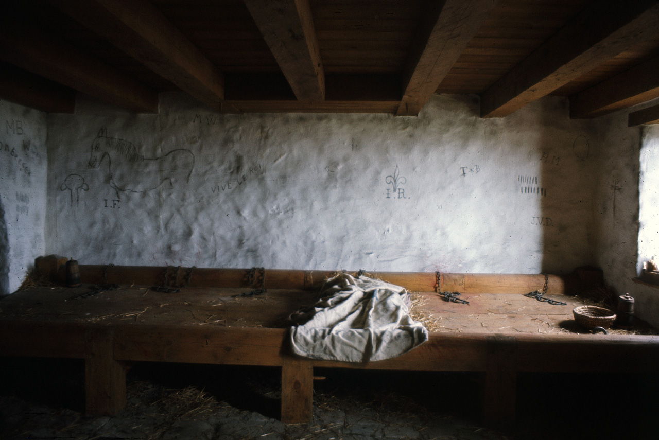 72-07-01, 097, Fort Louisbourg, Prison, Nova Scotia, Ca