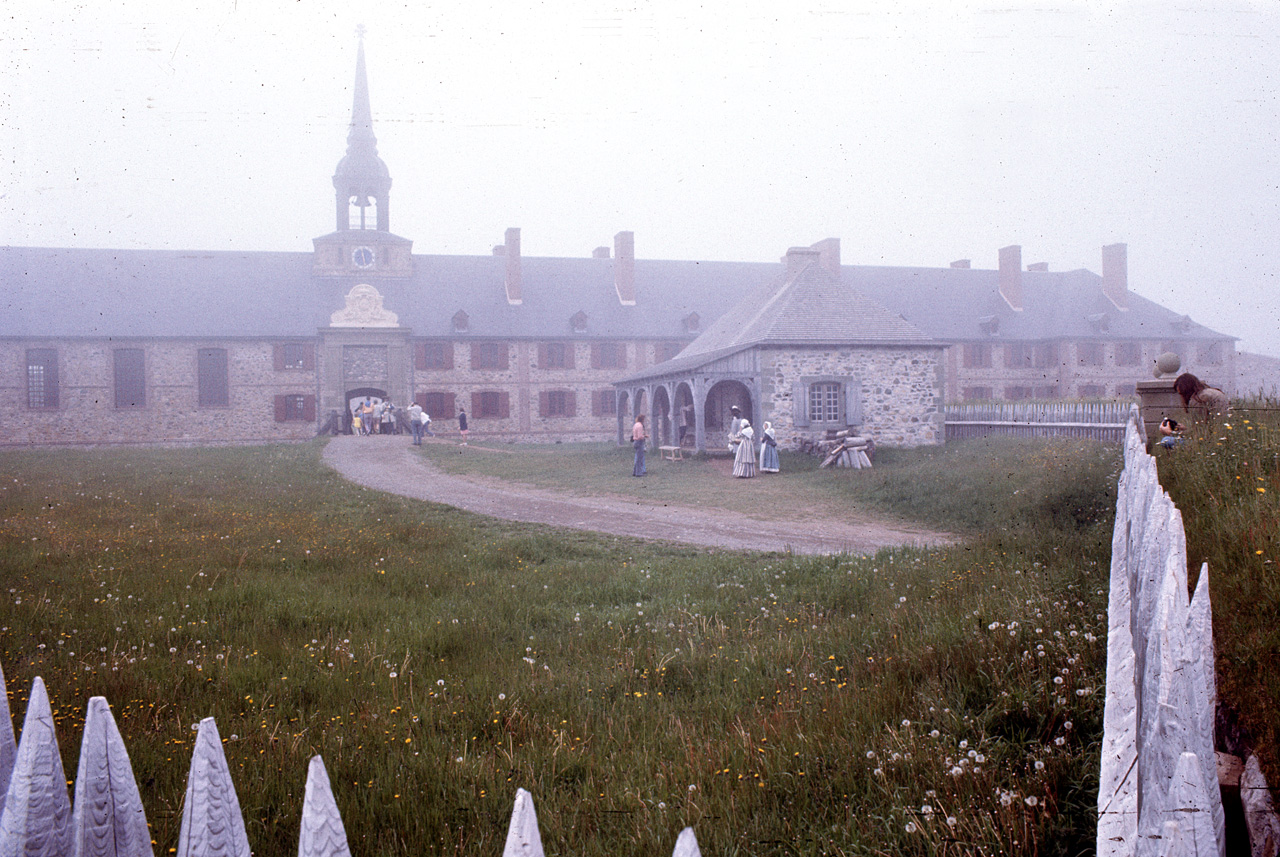 72-07-01, 101, Fort Louisbourg, Chateau, Nova Scotia, Ca