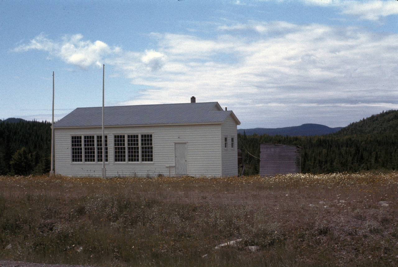 72-07-01, 178, School House. Rt 73, New Foundland, Ca