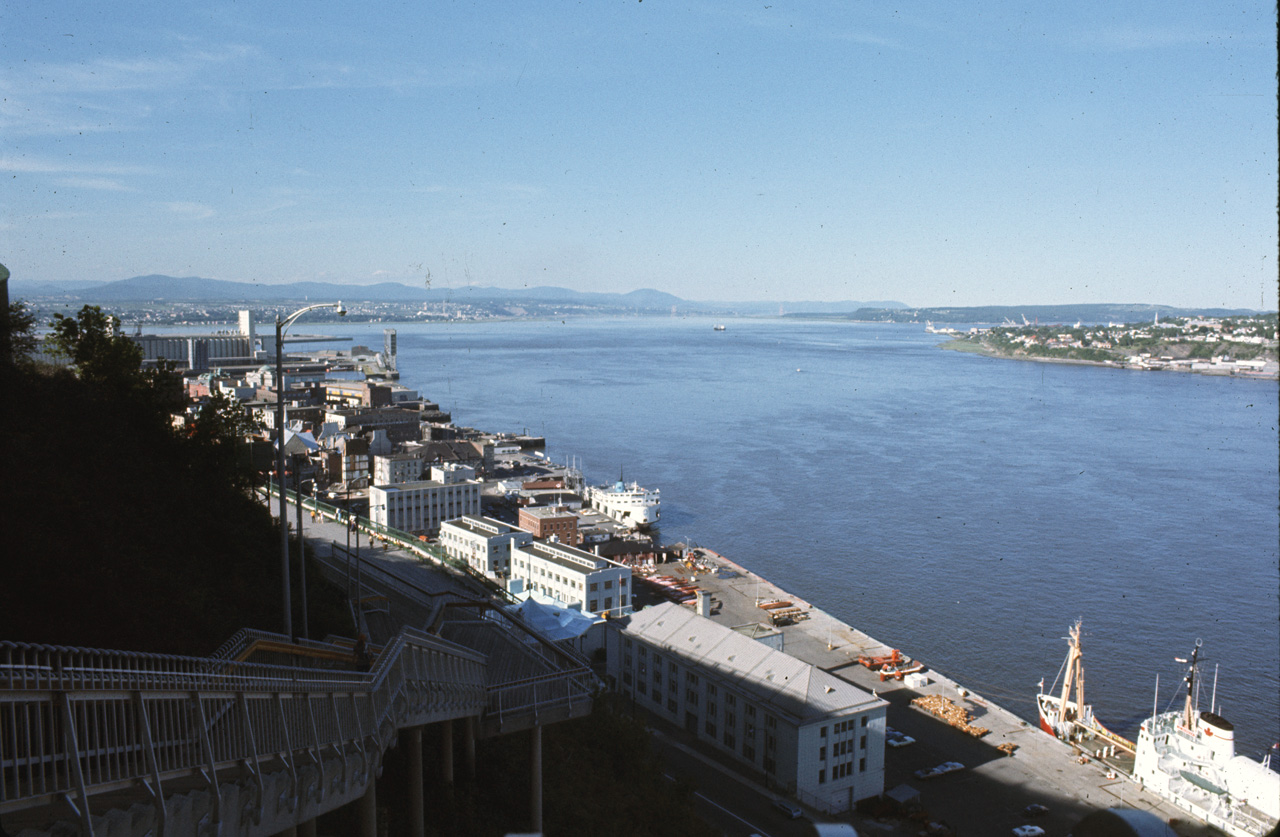 72-08-01, 052, St Lauent River, Quebec City, Quebec, ca