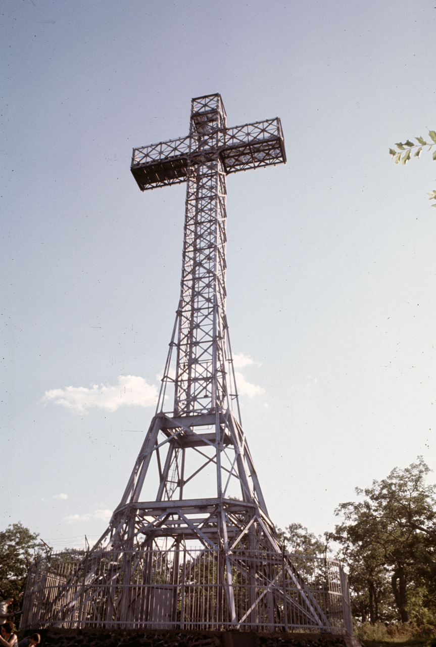 72-08-01, 102, 150 ft Cross at Mt Royal, Montreal, Quebec, Ca