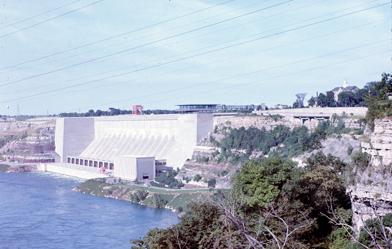 72-08-01, 111, Niagara Falls Power Plant, Niagara, Ontario