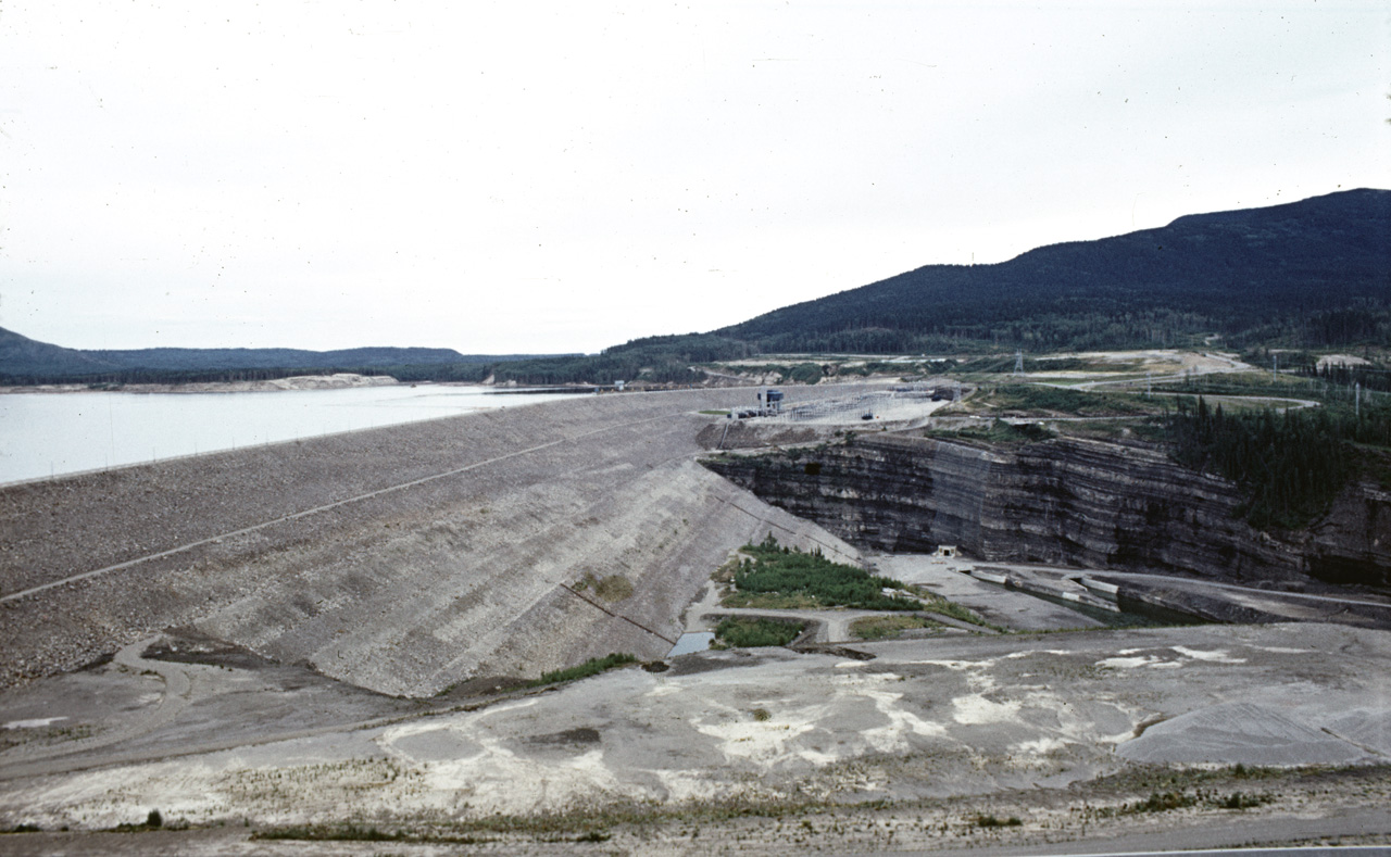 72-08-01, 182, WAC Bennett Dam, British Columbia, Ca