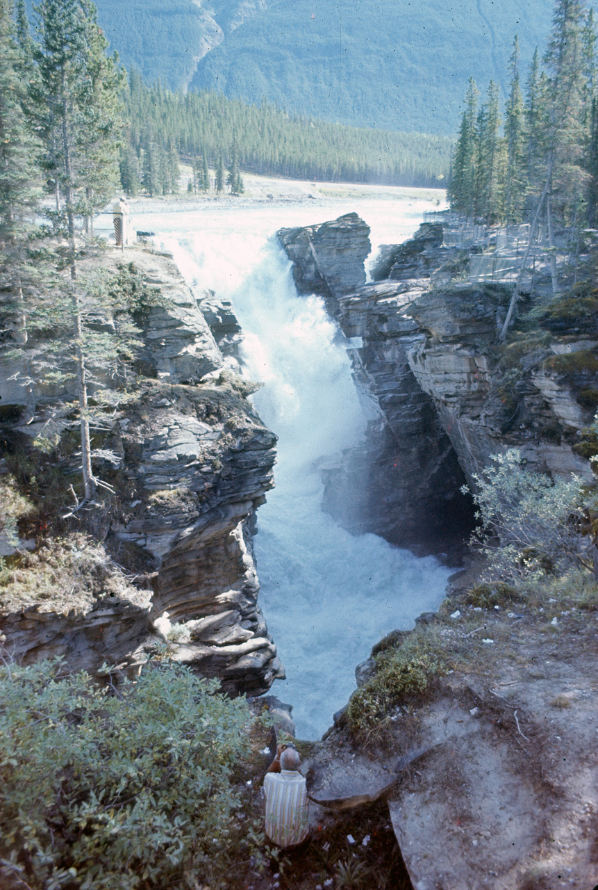 72-09-09, 142, Jasper Park, Athabasca Falls, Alberta, Ca