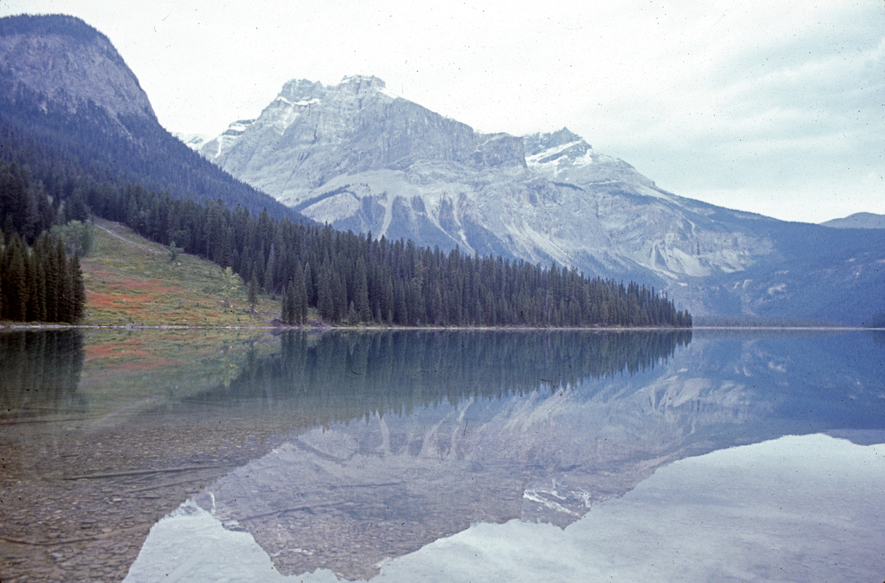 72-09-15, 262, Yoho Park, Emerald Lake, BC, Ca