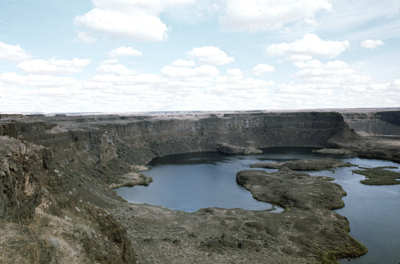 72-09-25, 316, Dry Falls, Rt 17, Washington