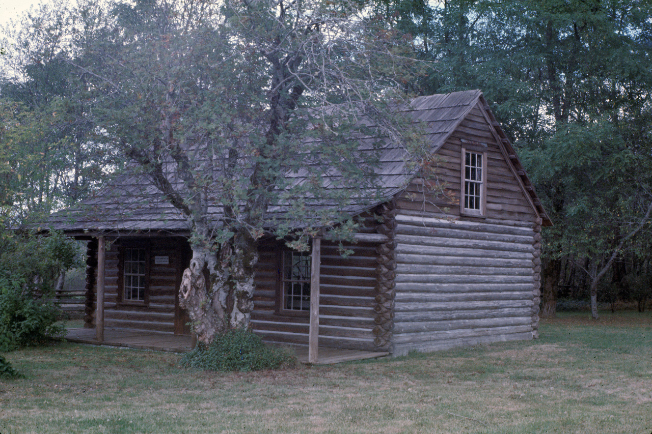 72-09-25, 348, John R Jackson's Log Cabin, Washington