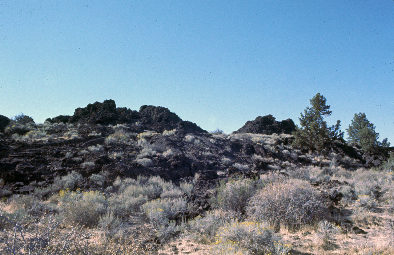 72-10-01, 052, Lava Beds Monument, California