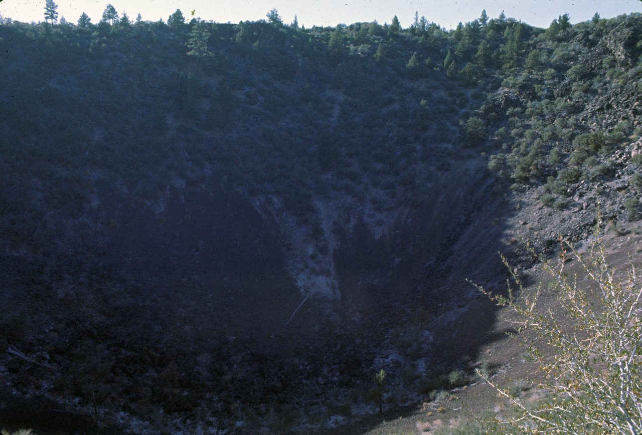 72-10-01, 055, Lava Beds Monument, California