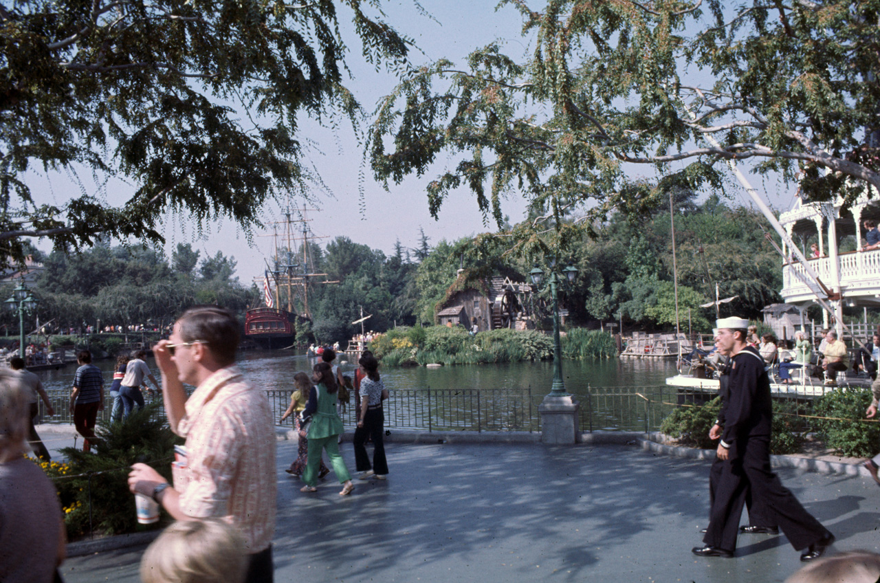 72-10-01, 131, Disneyland, California