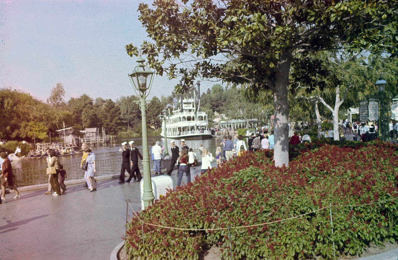 72-10-01, 133, Disneyland, California