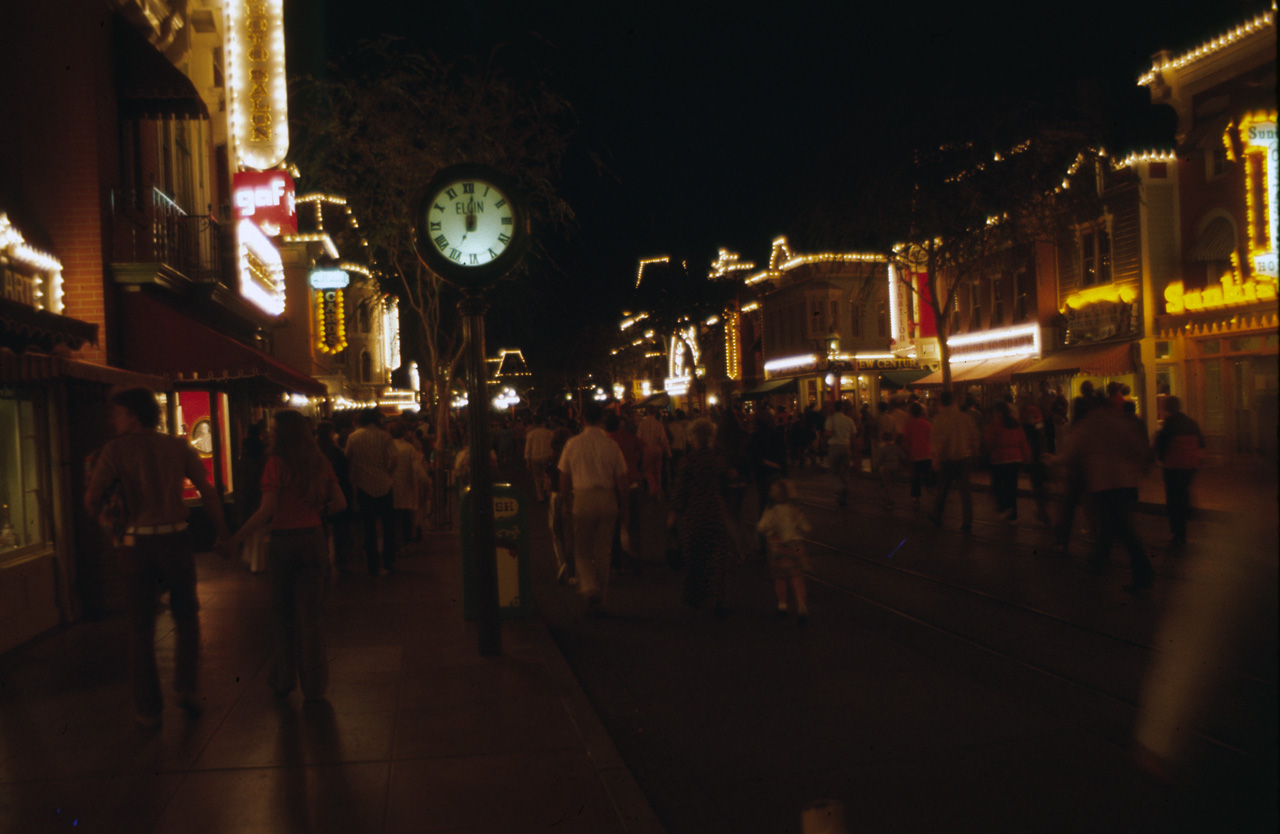 72-10-01, 159, Disneyland, California