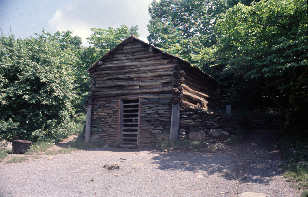 74-06-00, 22, Farm along the Blue Ridge Parkwayt