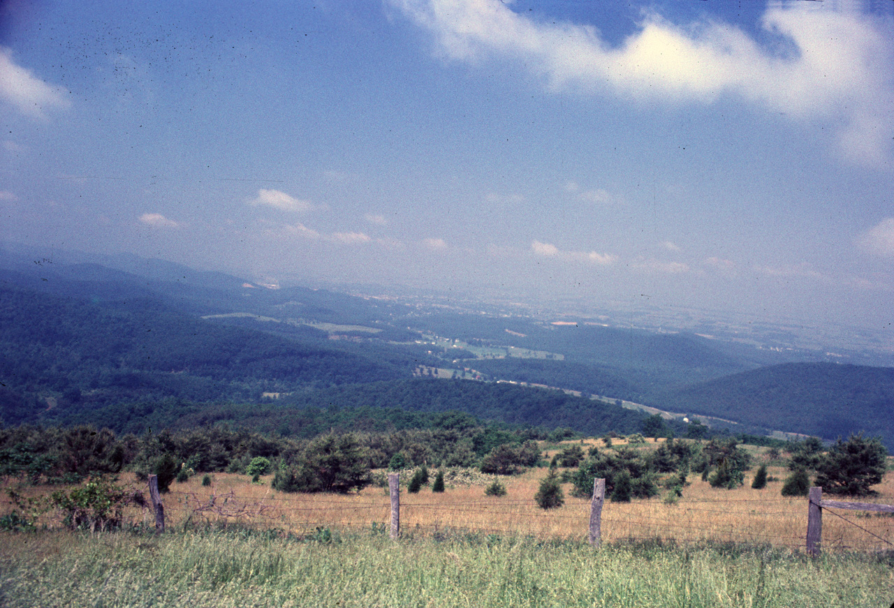 74-06-00, 26, Farm along the Blue Ridge Parkwayt