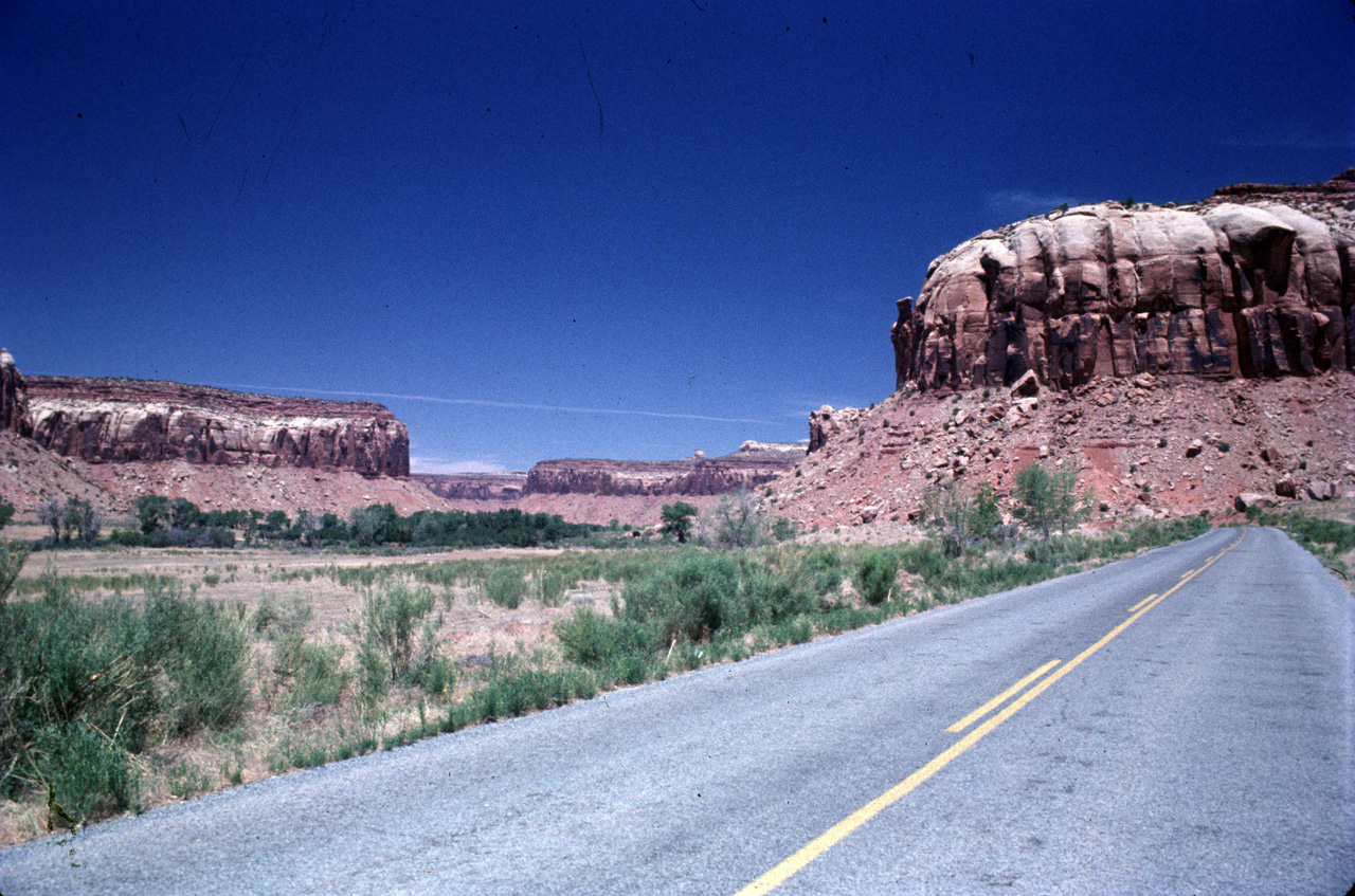 74-06-02, 08, Road North in Utah