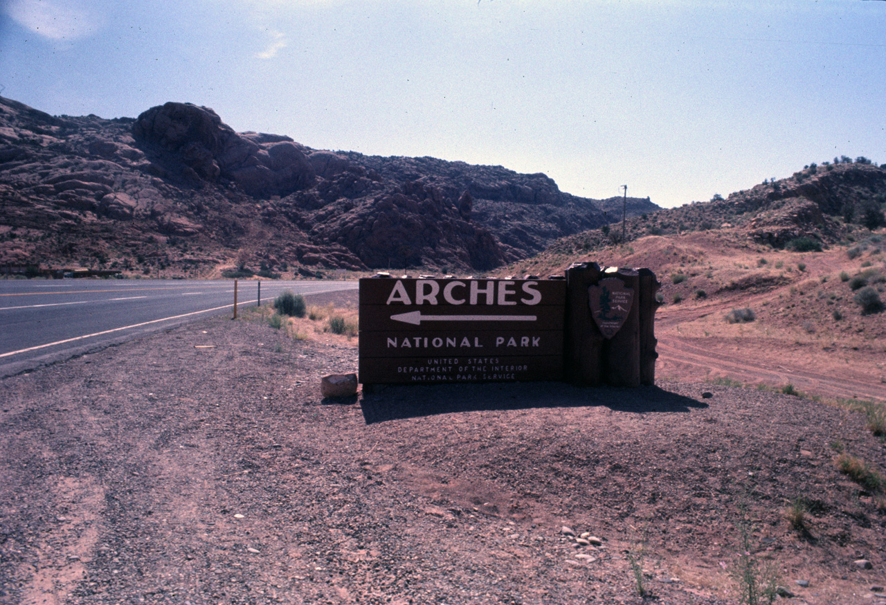 74-06-03, 01, Arches Nat Park, Utah