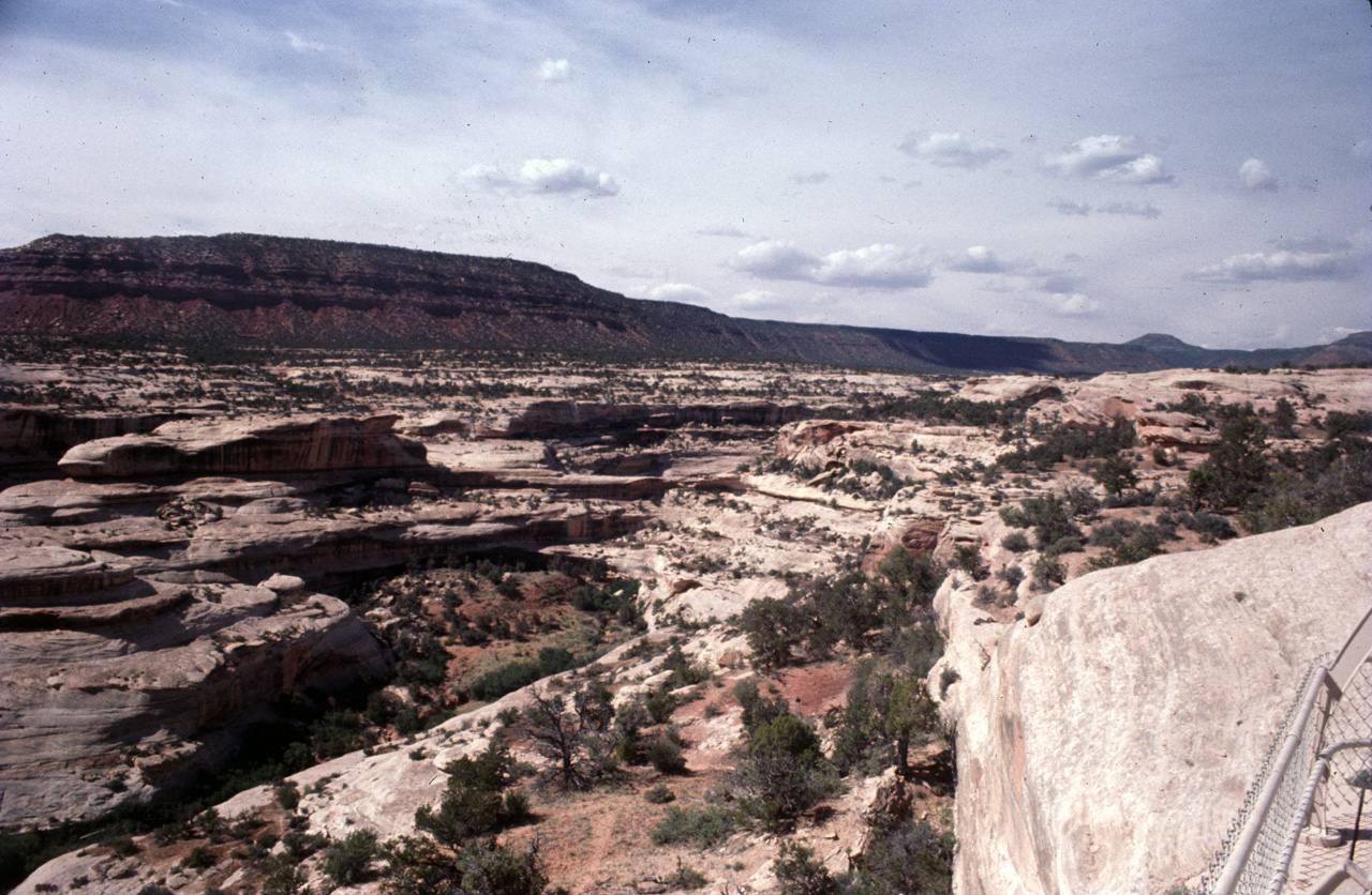 74-06-03, 33, Natual Bridges Nat Park, Utah