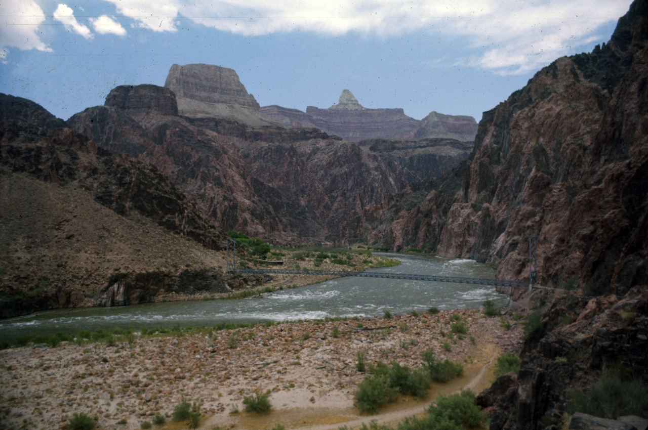 74-06-04, 46, Grand Canyon S