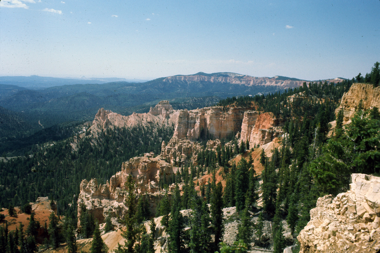 74-06-05, 22, Bryce Canyon Nat Park, Arizona