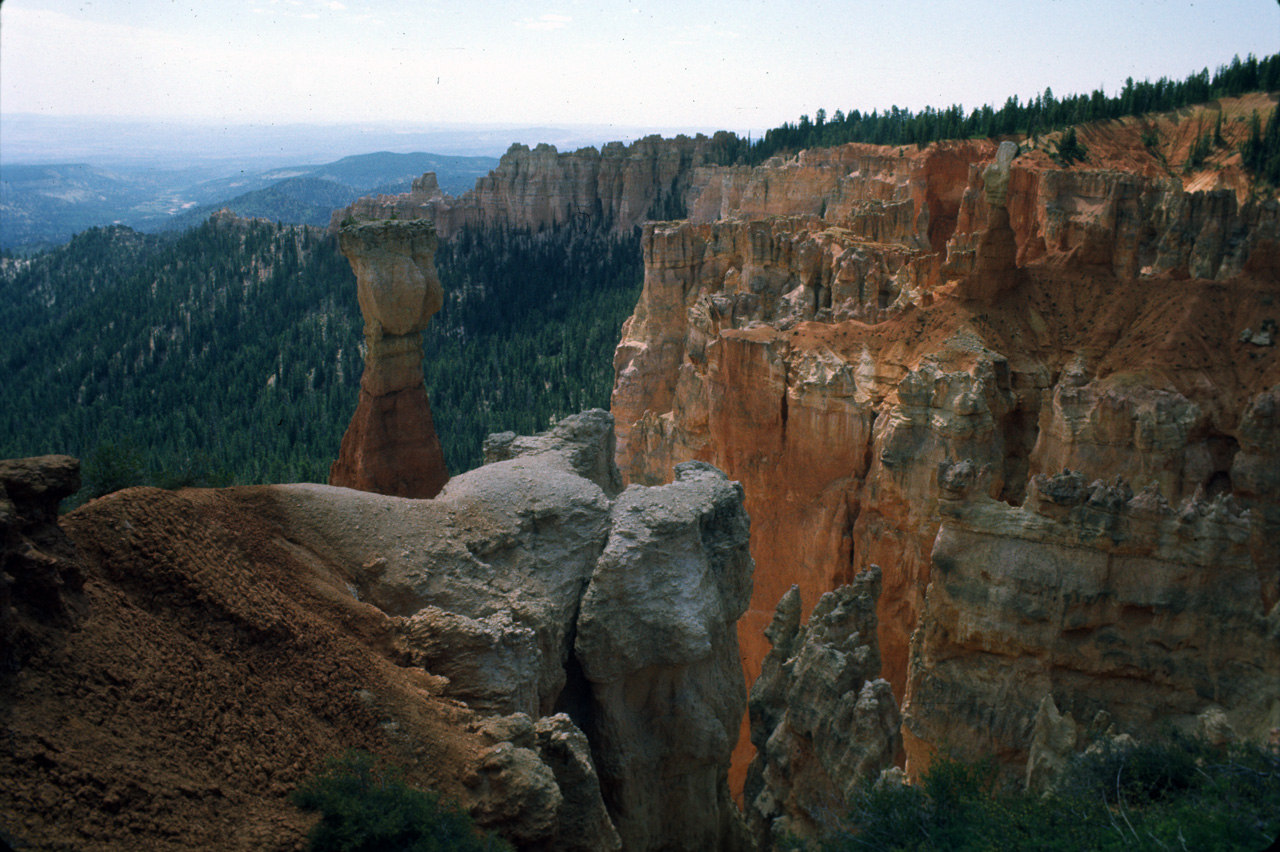 74-06-05, 25, Bryce Canyon Nat Park, Arizona