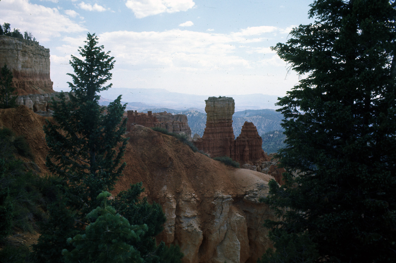 74-06-05, 26, Bryce Canyon Nat Park, Arizona