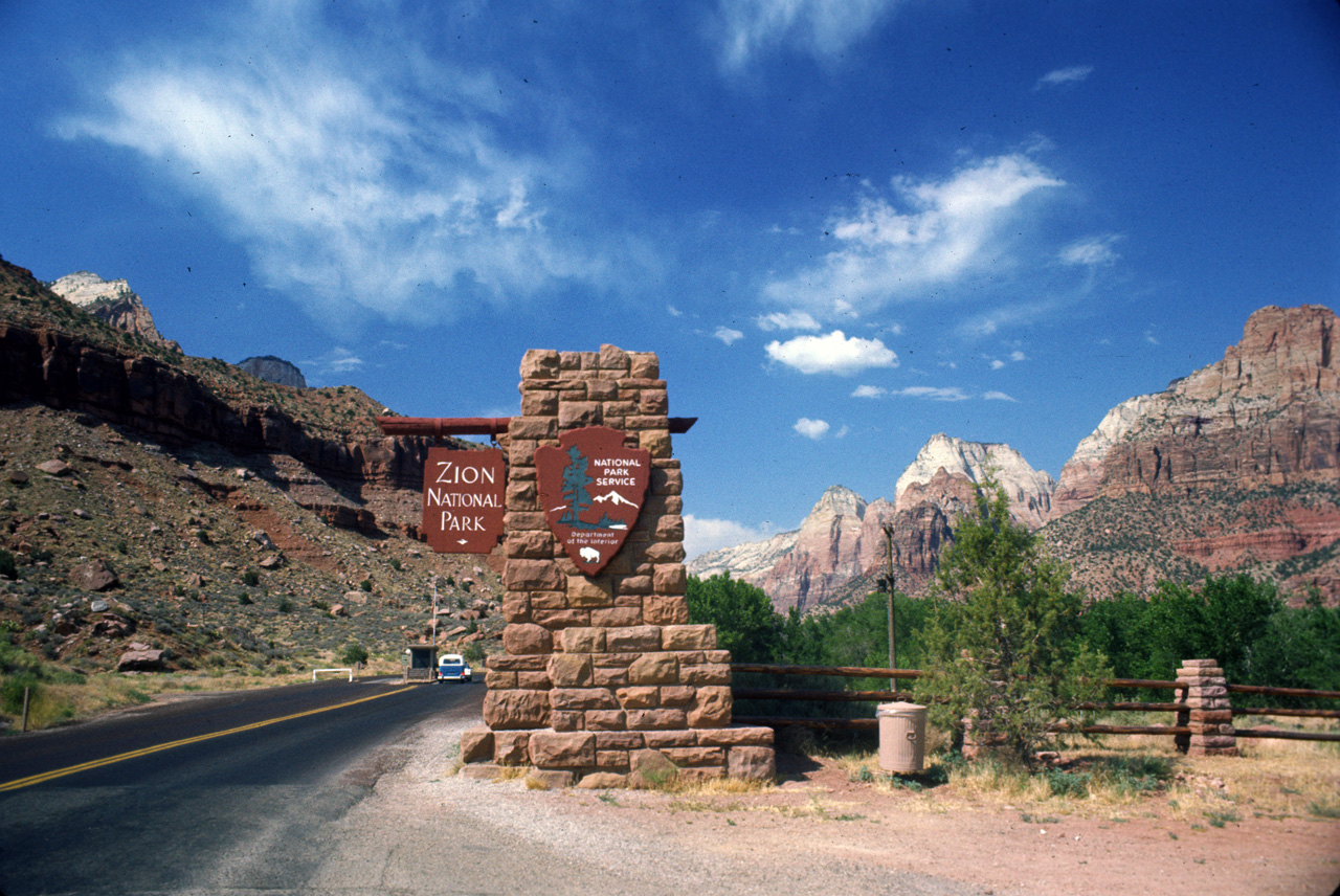 74-06-06, 01, Zion Canyon Nat Park, Utah