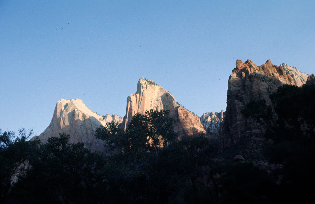 74-06-06, 08, Zion Canyon Nat Park, Utah