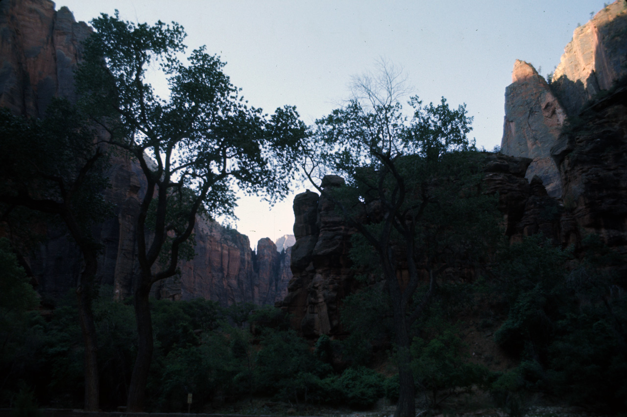 74-06-06, 17, Zion Canyon Nat Park, Utah