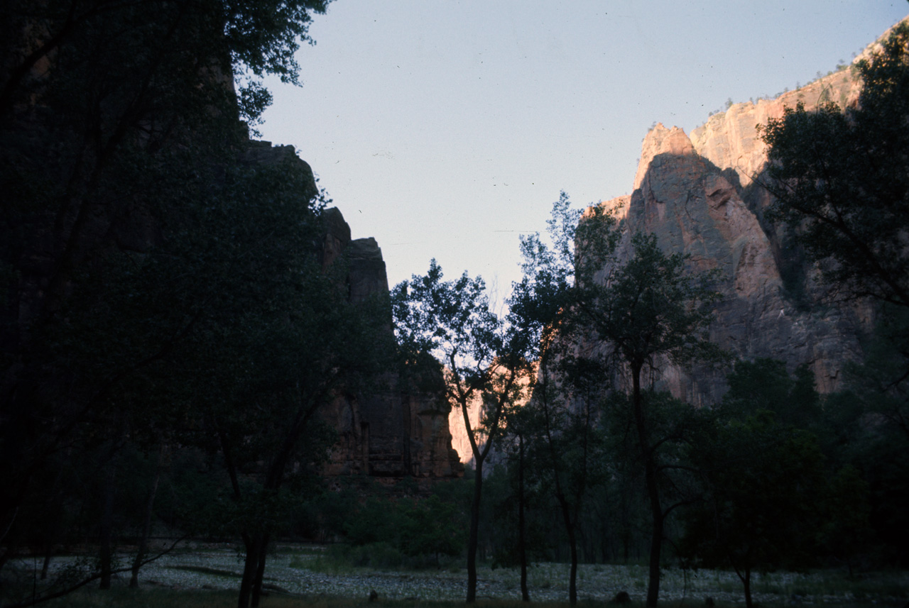 74-06-06, 18, Zion Canyon Nat Park, Utah