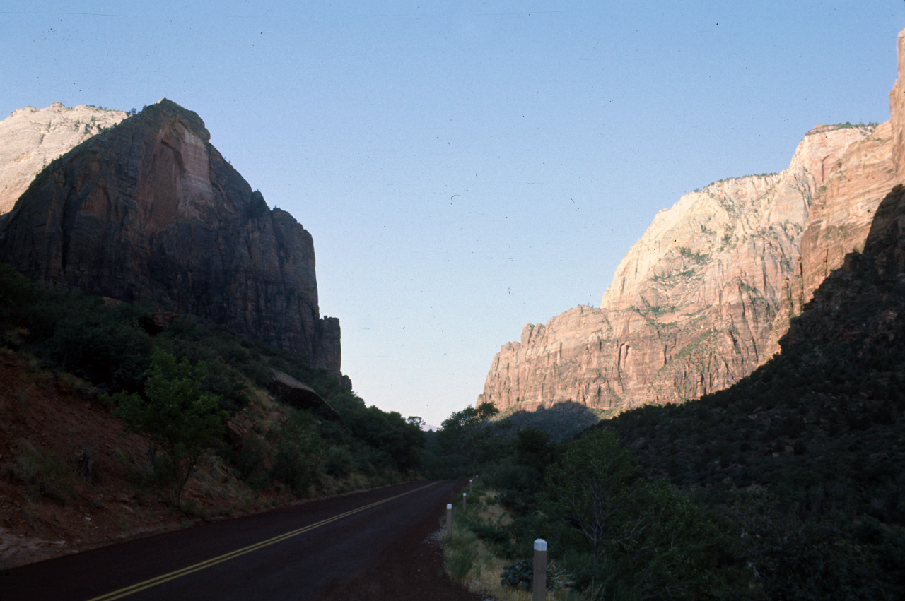 74-06-06, 23, Zion Canyon Nat Park, Utah