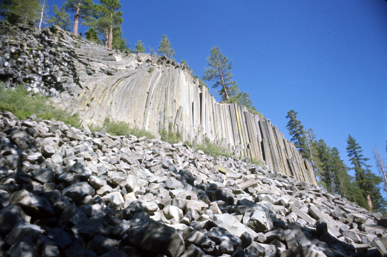 74-06-07, 46, Devils Postpile Nat Park, Calif