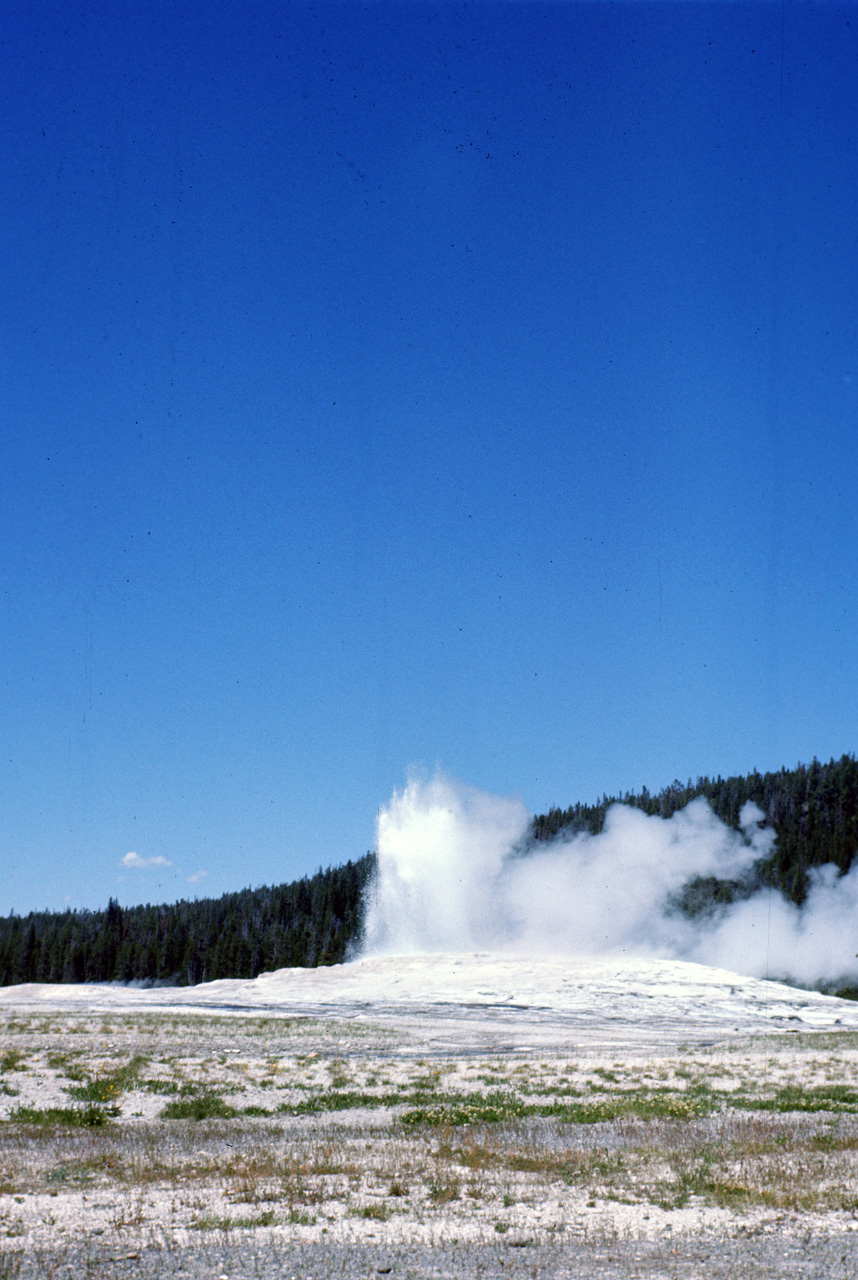 74-06-09, 016, Yellowstone Nat Park, Wyoming