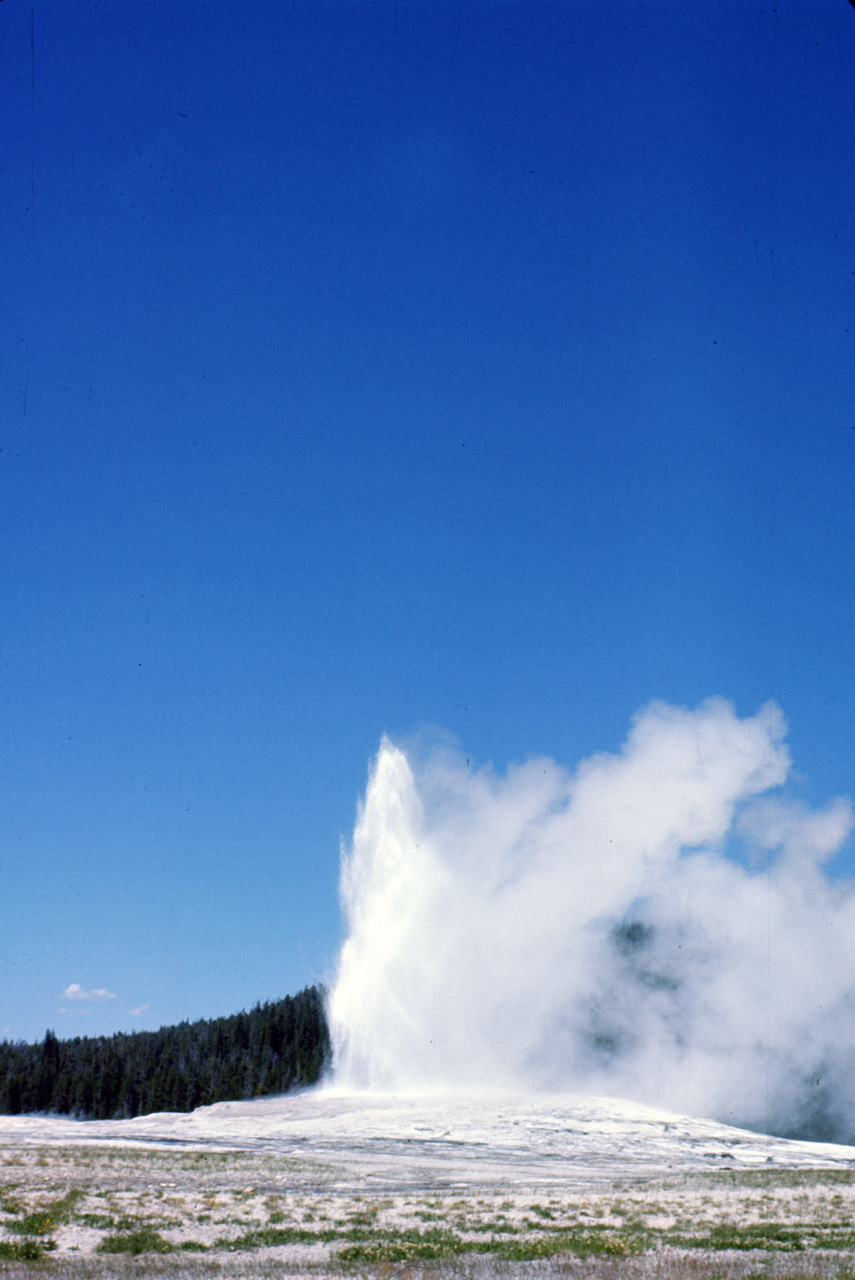 74-06-09, 018, Yellowstone Nat Park, Wyoming