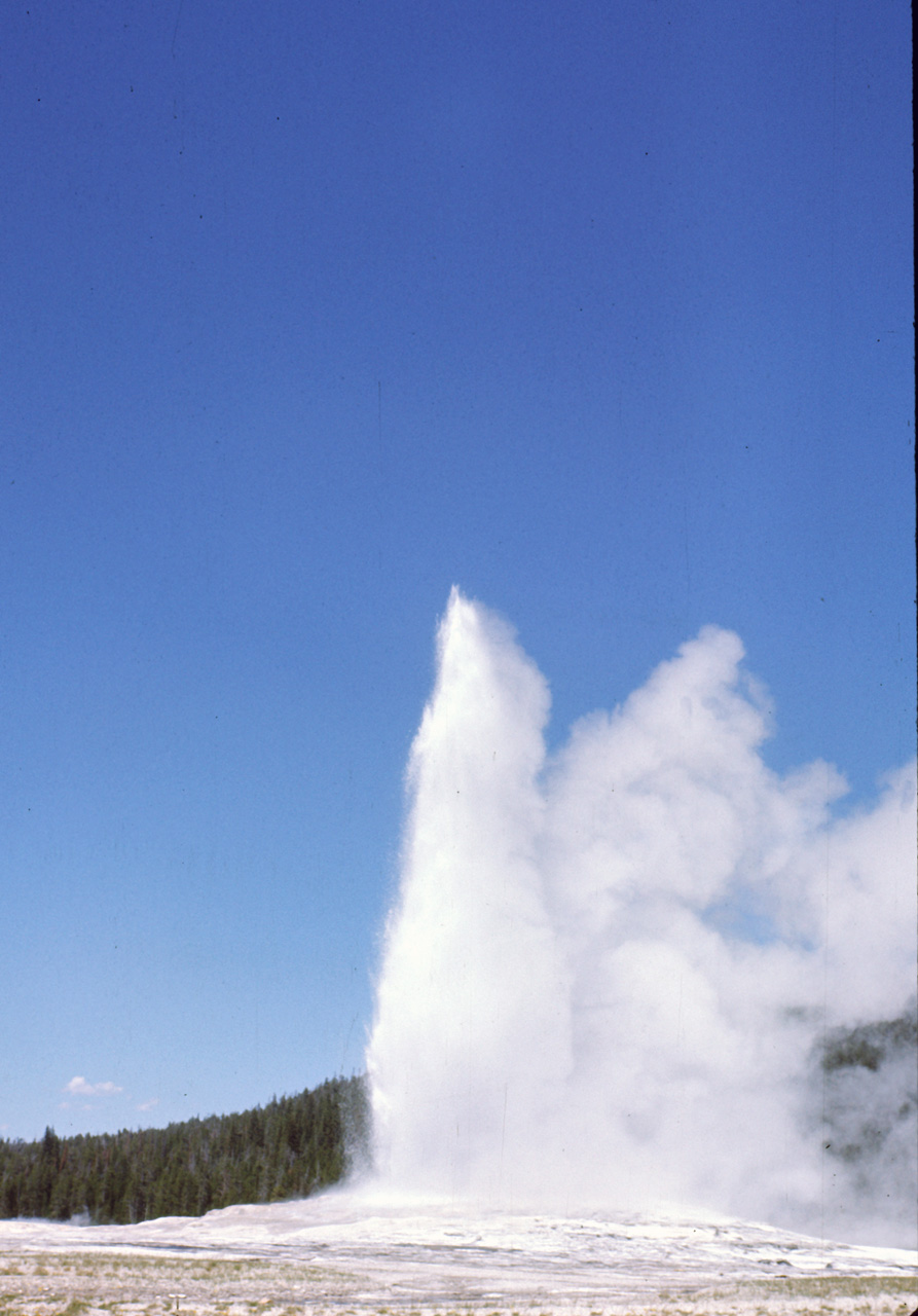 74-06-09, 019, Yellowstone Nat Park, Wyoming