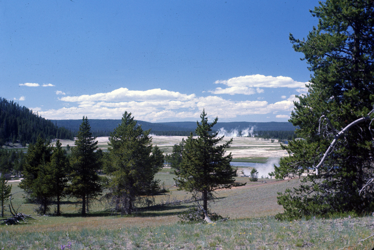 74-06-09, 039, Yellowstone Nat Park, Wyoming