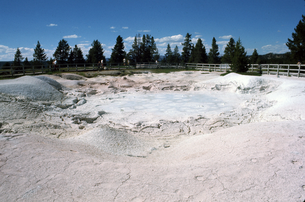 74-06-09, 048, Yellowstone Nat Park, Wyoming