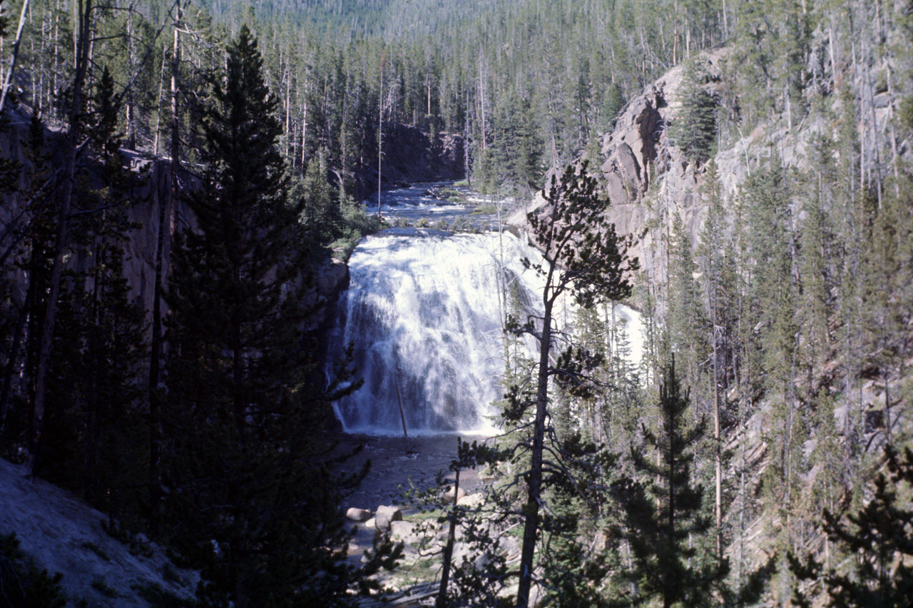 74-06-09, 057, Yellowstone Nat Park, Wyoming