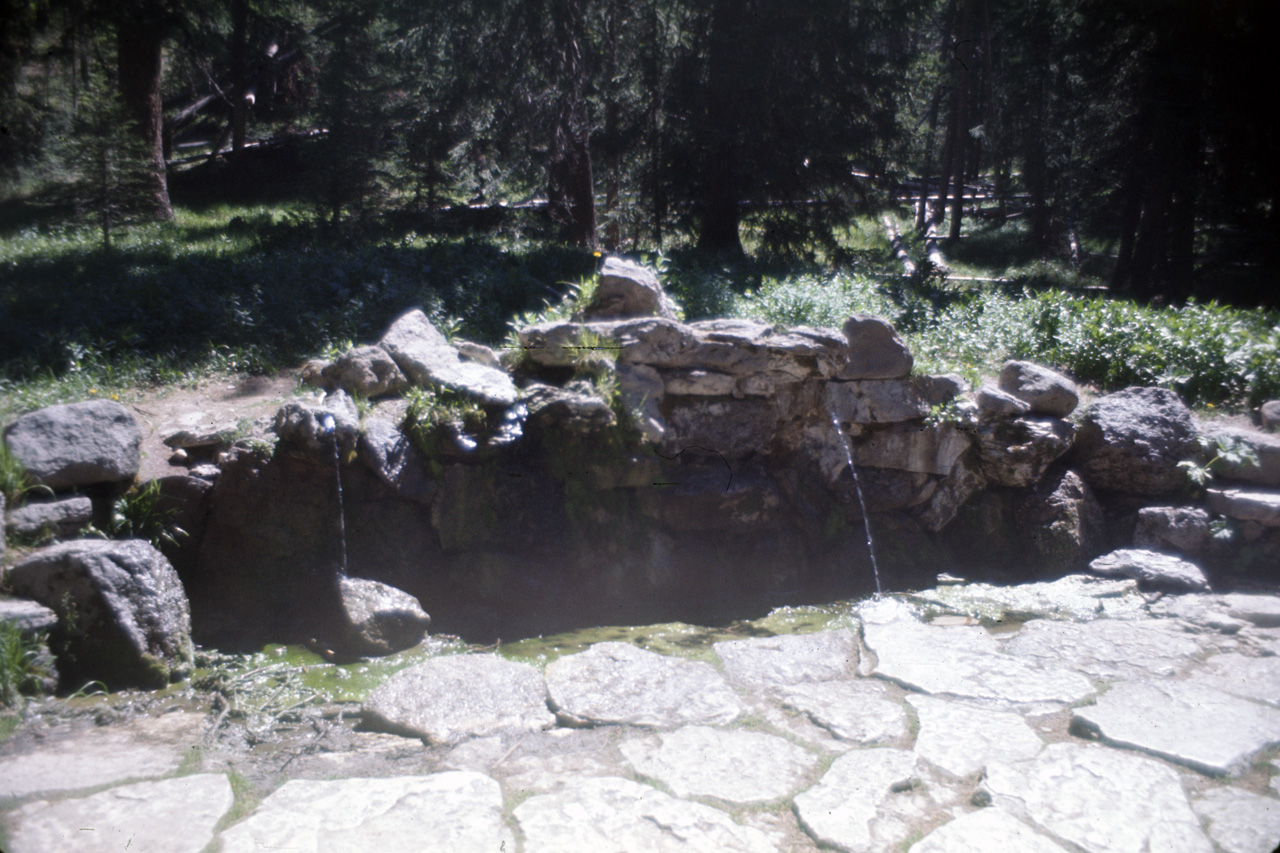 74-06-09, 066, Yellowstone Nat Park, Wyoming