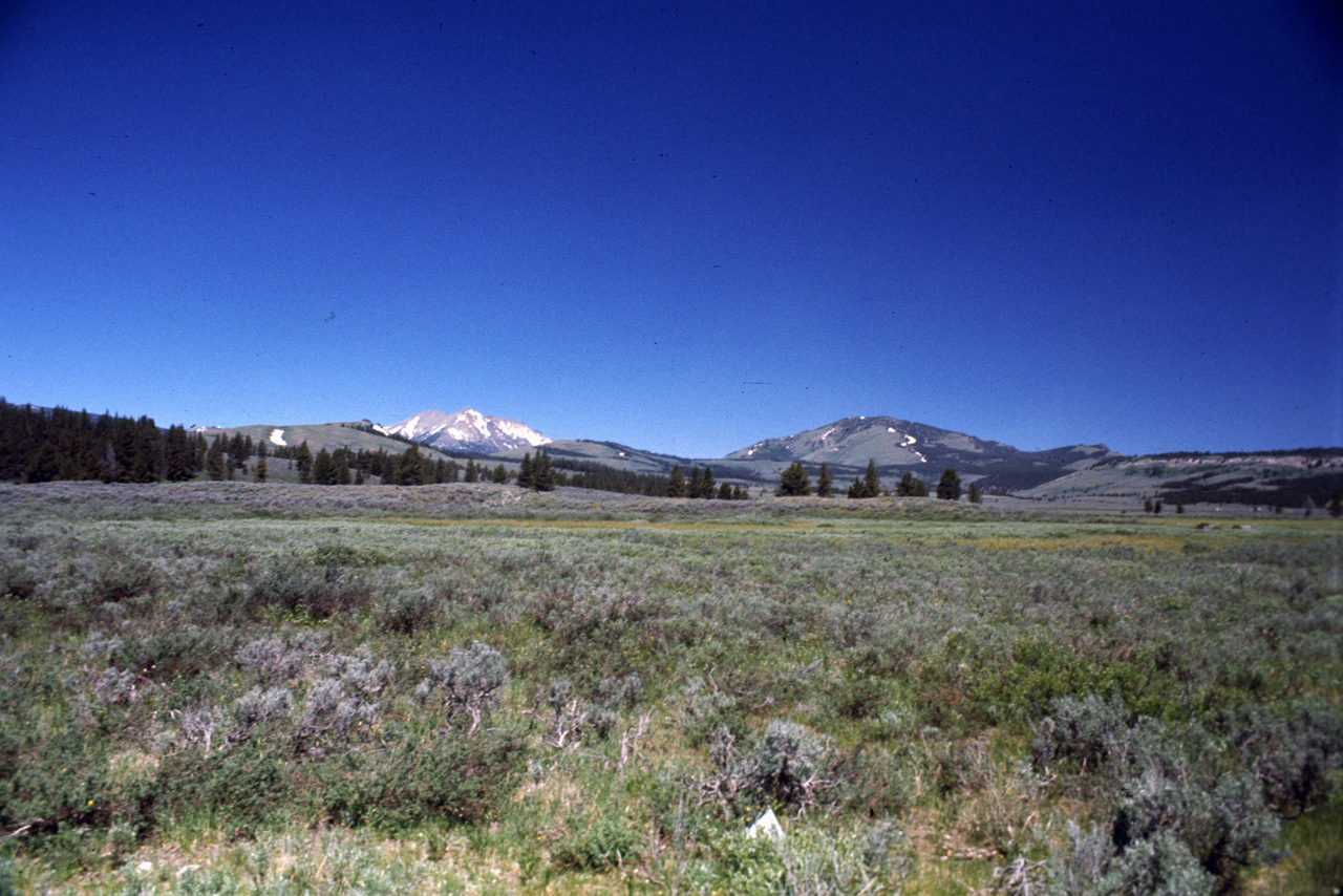 74-06-09, 069, Yellowstone Nat Park, Wyoming