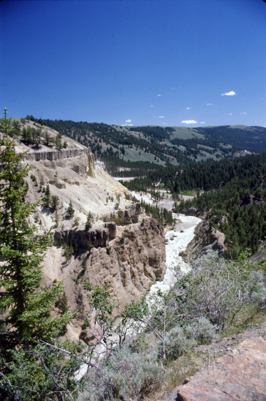 74-06-09, 077, Yellowstone Nat Park, Wyoming