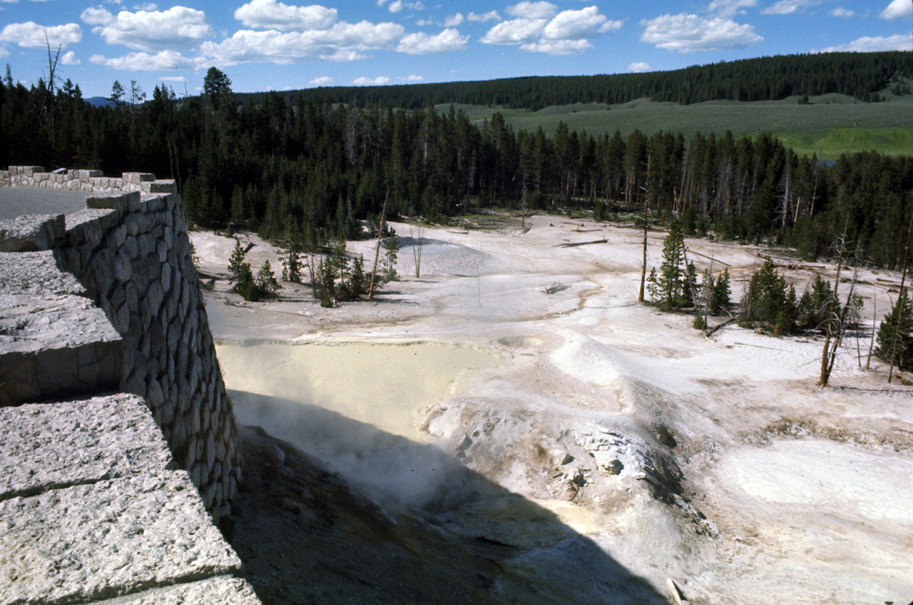 74-06-09, 097, Yellowstone Nat Park, Wyoming