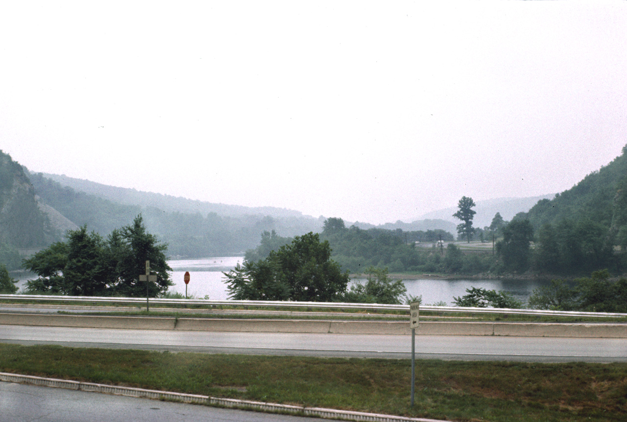 75-07-01, 004, Delaware Water Gap, New Jersey