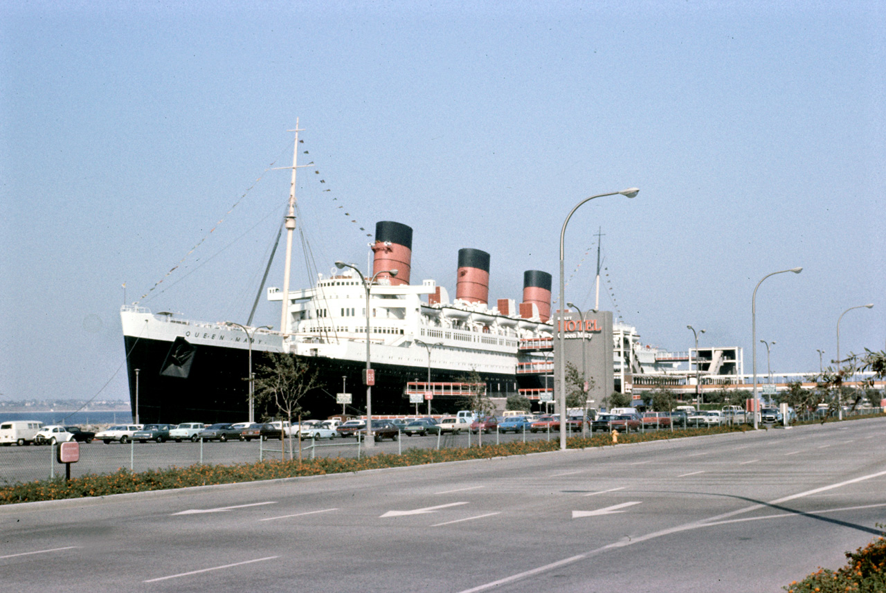 75-07-10, 010, Long Beach, Queen Mary, Calif