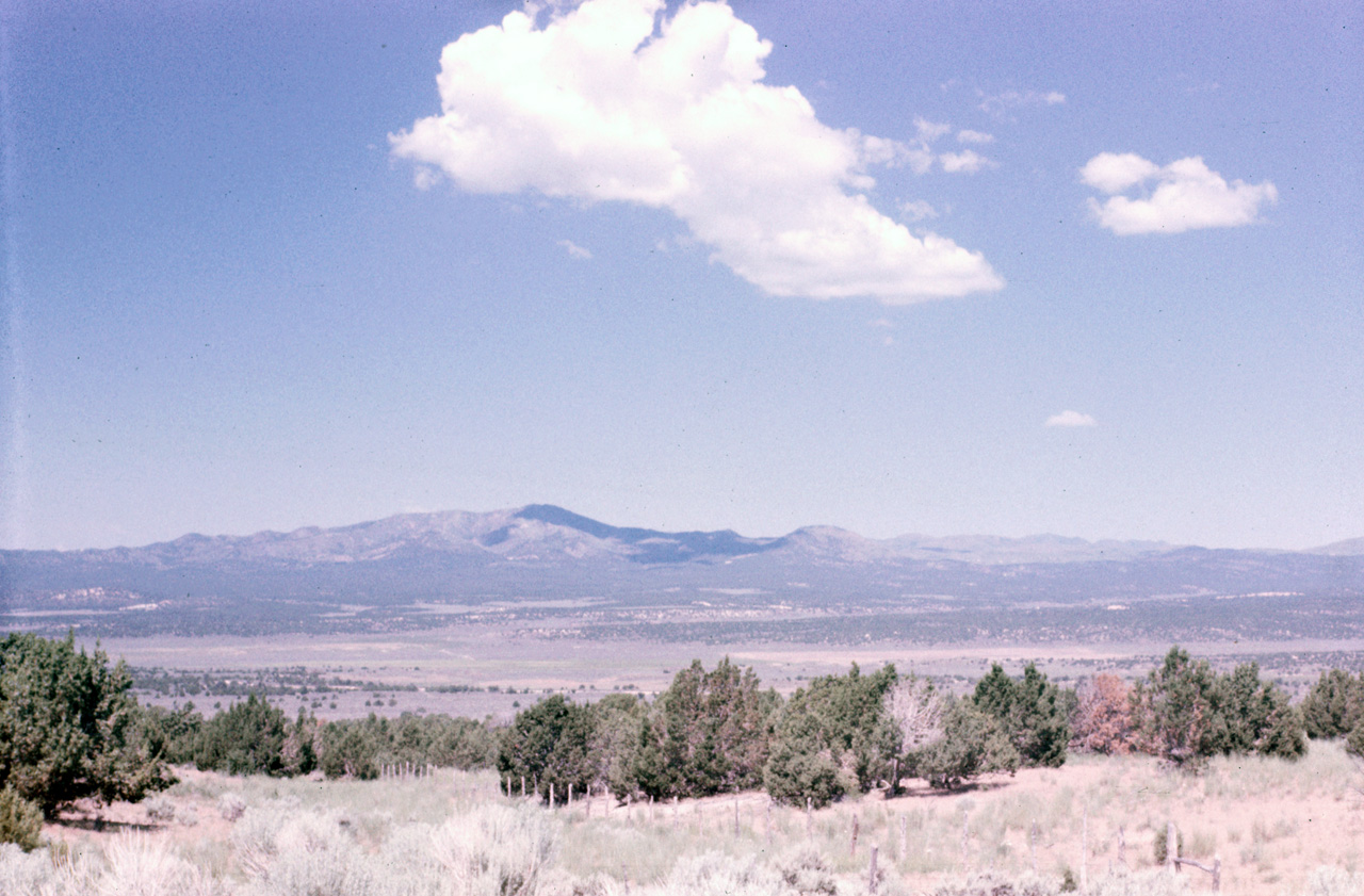 75-07-12, 018, Along Rt 6, Utah