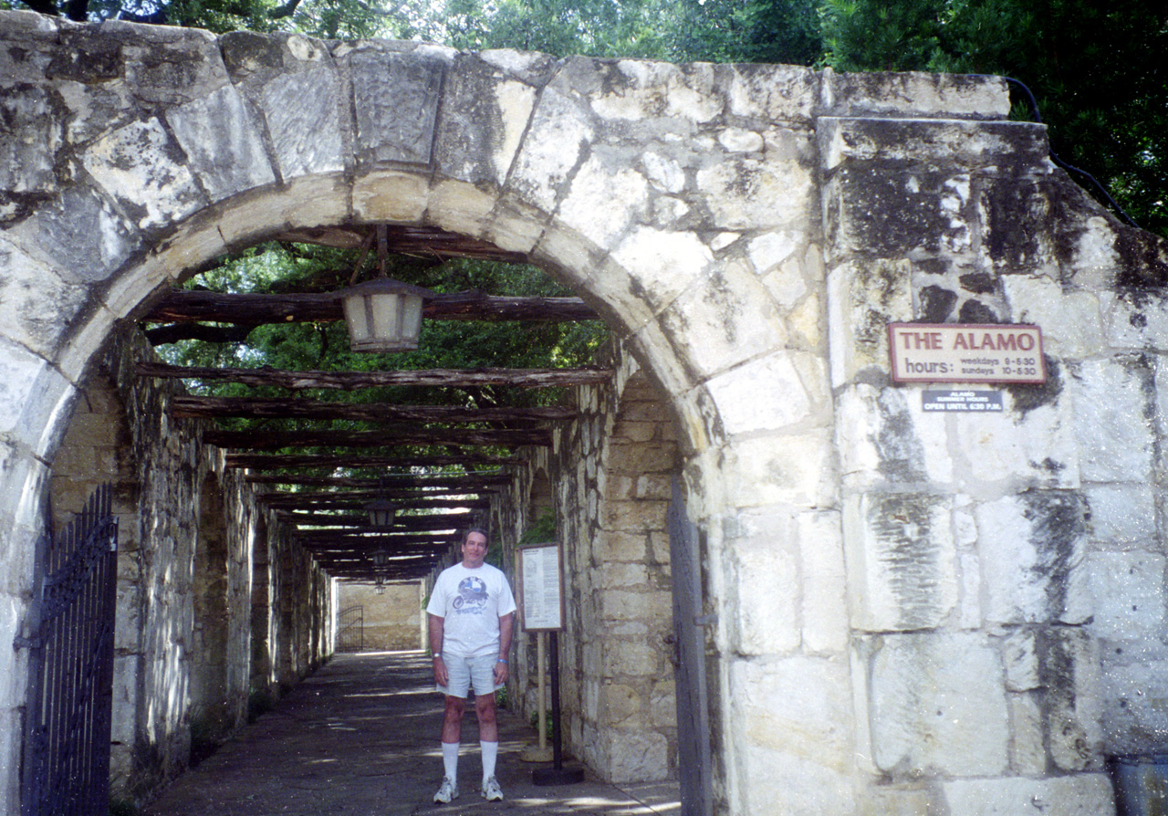 97-06-26, 10, The Alamo, San Antonio, TX