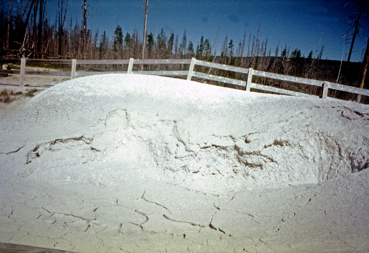 98-07-12, 22, Yellowstone Nat Park, Wyoming