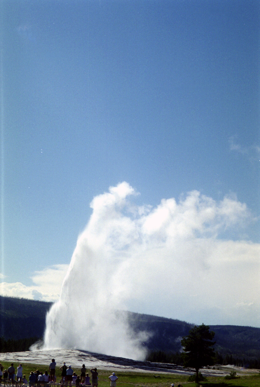 98-07-13, 45, Yellowstone Nat Park, Wyoming