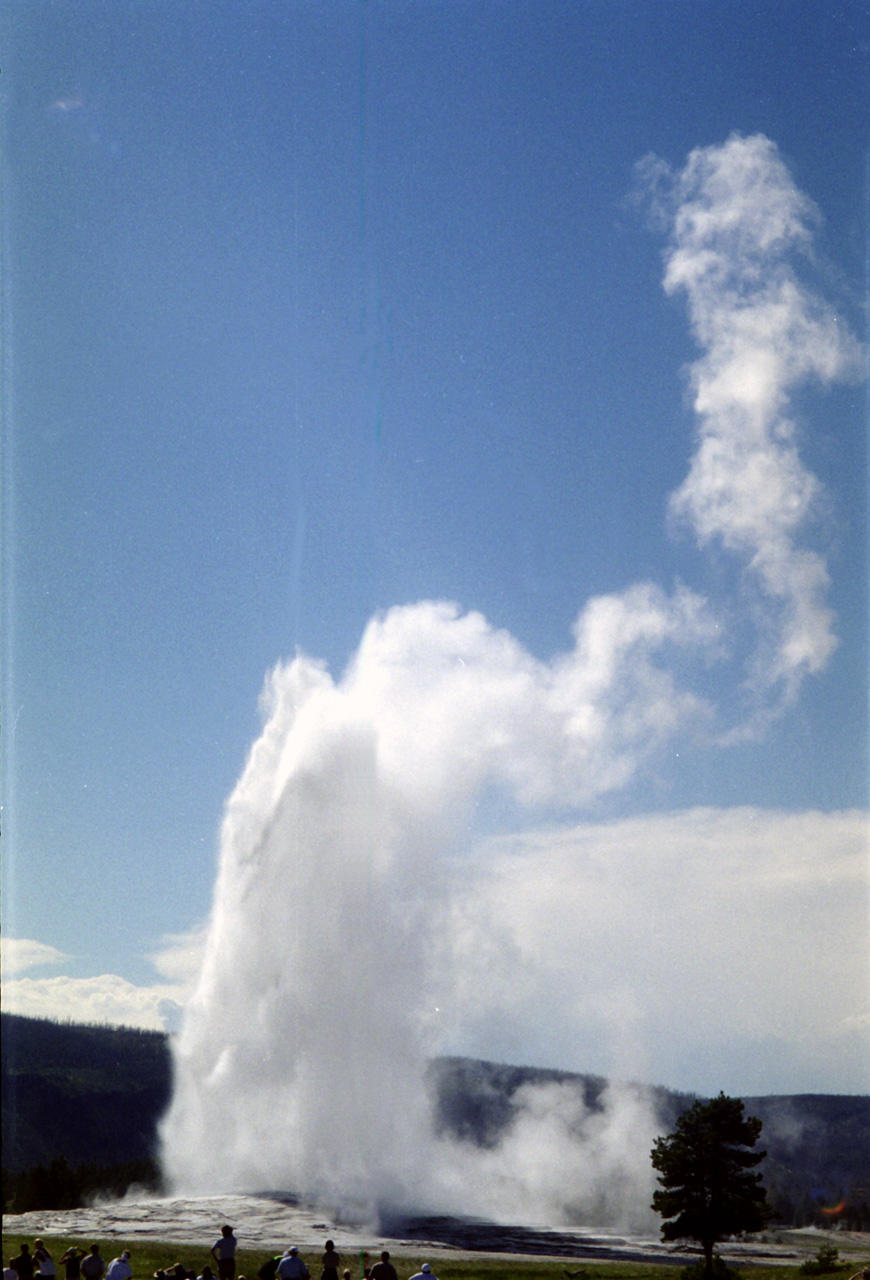 98-07-13, 47, Yellowstone Nat Park, Wyoming